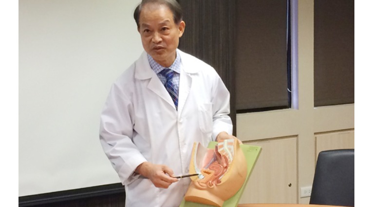 書田診所泌尿科主任醫師殷約翰 書田診所泌尿科主任醫師殷約翰