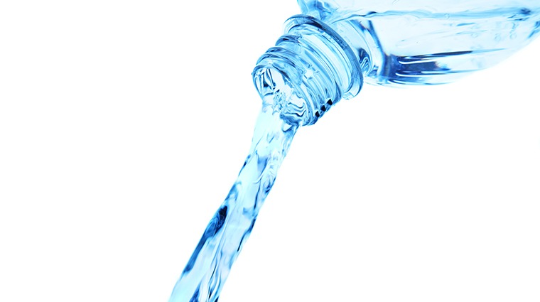 水 水