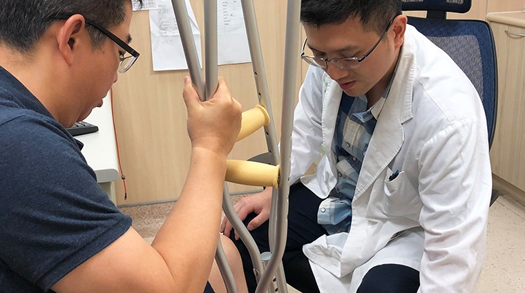 亞洲大學附屬醫院骨科部主治醫師林琮凱 亞洲大學附屬醫院骨科部主治醫師林琮凱