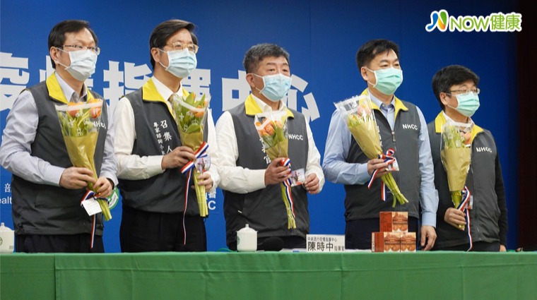 中央流行疫情指揮中心指揮官陳時中(中) 中央流行疫情指揮中心指揮官陳時中(中)