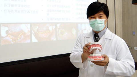 奇美醫學中心牙醫部牙周病科主治醫師蔡鎮州
