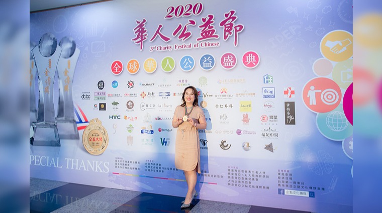 EXE數位矯正中心院長暨4D數位隱形矯正專家黃薏華醫師 EXE數位矯正中心院長暨4D數位隱形矯正專家黃薏華醫師