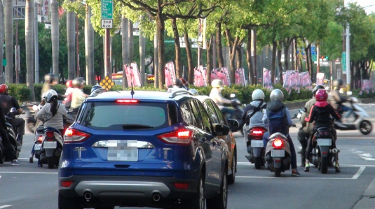 汽機車廢氣 汽機車廢氣