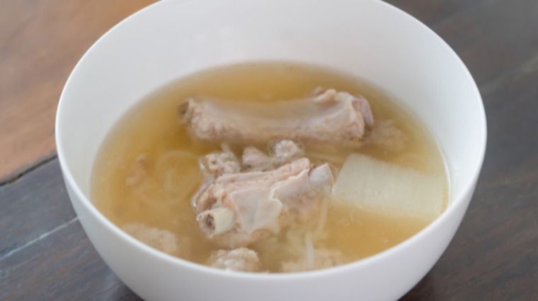 大骨湯 大骨湯