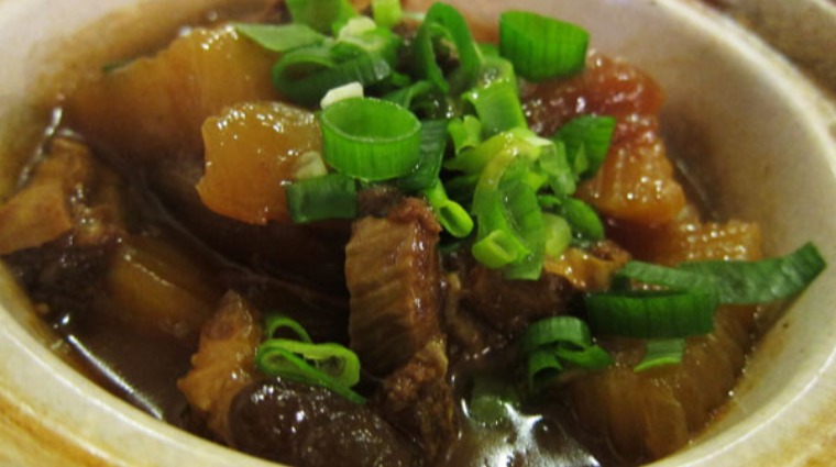 老上海菜館蘿蔔牛腩筋 老上海菜館蘿蔔牛腩筋