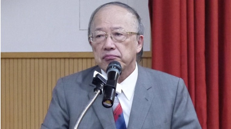 資深耳鼻喉專科暨宏仁診所院長李宏信醫學博士李宏信 資深耳鼻喉專科暨宏仁診所院長李宏信醫學博士李宏信