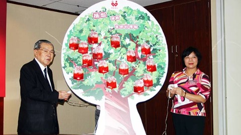熱血女超人－王秋瓊捐血28年 身體愈捐愈健康