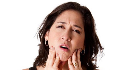 蛀牙誤當敏感性牙齒 女子罹蜂窩性組織炎