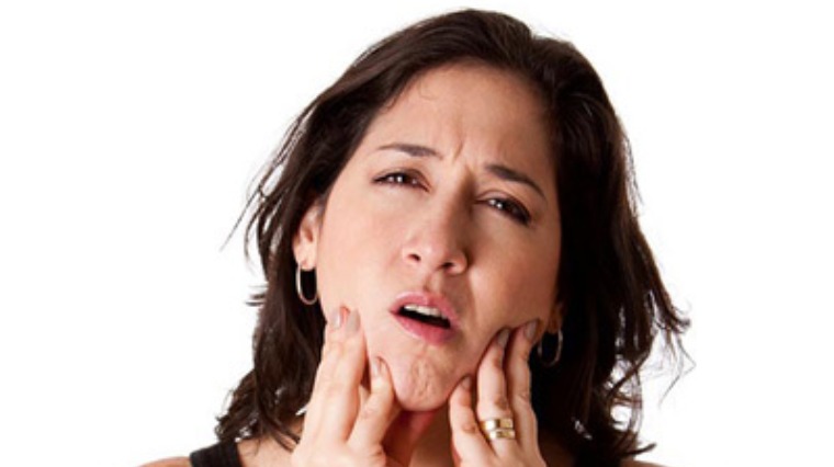 蛀牙誤當敏感性牙齒 女子罹蜂窩性組織炎