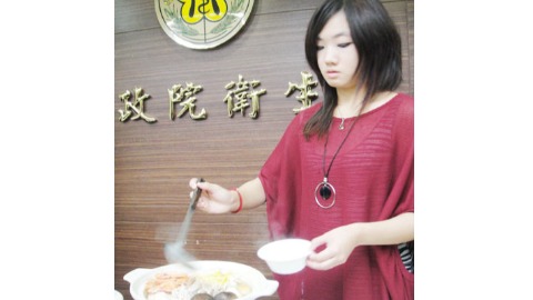 麻辣鍋一餐2400大卡  慢跑三小時才能消耗