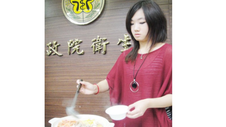 麻辣鍋一餐2400大卡 慢跑三小時才能消耗 麻辣鍋一餐2400大卡 慢跑三小時才能消耗