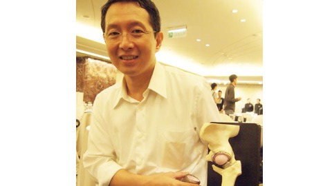 濫用類固醇藥物 壯男股骨頭壞死