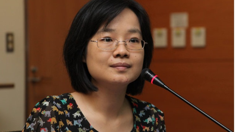 植牙搭配全口活動假牙 改善全口無牙困擾 植牙搭配全口活動假牙 改善全口無牙困擾