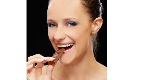 黑巧克力可促進新陳代謝 減重者一大福音