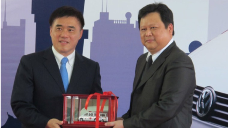 北市火警創新低!民間贈12輛救護車協助救災 北市火警創新低!民間贈12輛救護車協助救災